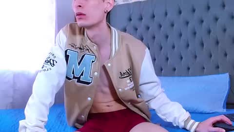 Snapshot of luke_carter chatting on November 2025 01:21:02 PM luke_carter online show from November 2025 01:21:02 PM