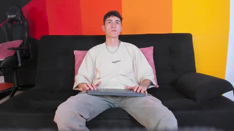 Snapshot of luke_savagge chatting on October 2025 08:53:02 PM Luke online show from October 2025 08:53:02 PM