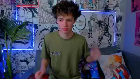 Snapshot of luke_sweet chatting on February 2026 01:03:01 PM Luke online show from February 2026 01:03:01 PM