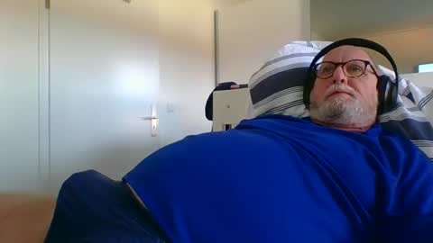 Snapshot of luley58 chatting on January 2025 09:30:02 AM luley58 online show from January 2025 09:30:02 AM