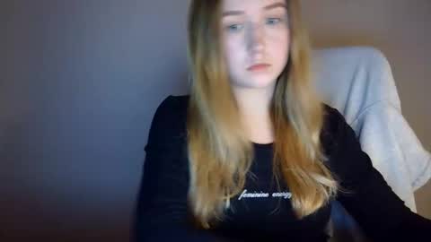 Lulu Baby18 online show from February 2026 06:13:02 PM