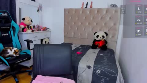 Snapshot of lulu_f1 chatting on December 2025 02:33:02 PM ferrer online show from December 2025 02:33:02 PM