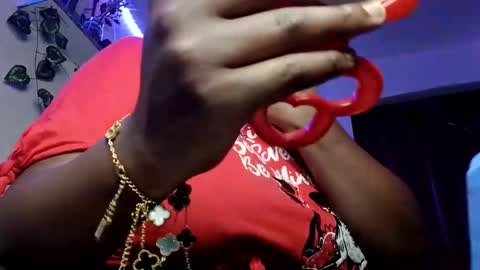 lulu_sparks1 online show from October 2025 03:42:02 AM