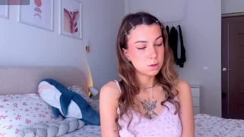 lulu berry online show from June 2026 02:05:02 AM