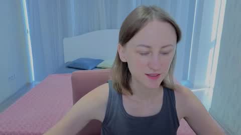 Lily online show from September 2025 09:32:02 AM