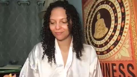 Snapshot of luluvalenttine chatting on June 2026 03:14:02 PM LuLu Valenttine Hot Sexy HawaiianCape Verde online show from June 2026 03:14:02 PM