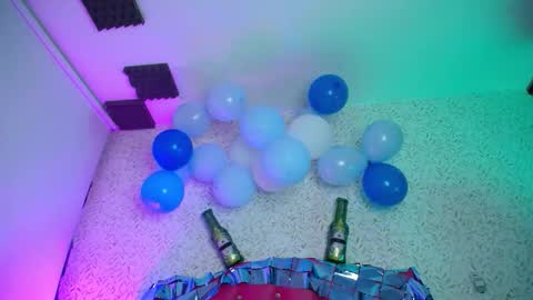 Luly online show from October 2025 04:07:01 AM