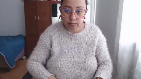 Snapshot of lumi_84 chatting on December 2024 02:35:02 PM LUMI online show from December 2024 02:35:02 PM