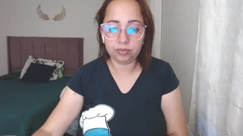 Snapshot of lumi_84 chatting on January 2025 01:21:01 AM LUMI online show from January 2025 01:21:01 AM