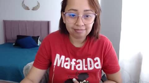 Snapshot of lumi_84 chatting on January 2025 09:03:01 PM LUMI online show from January 2025 09:03:01 PM