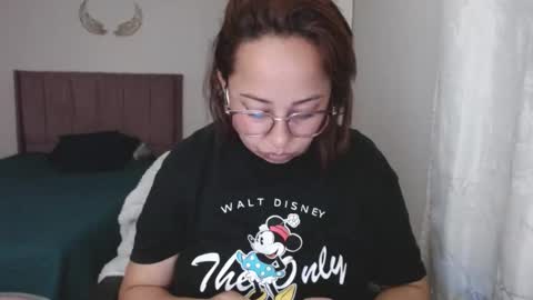 Snapshot of lumi_84 chatting on January 2025 02:11:02 AM LUMI online show from January 2025 02:11:02 AM