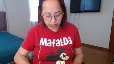 Snapshot of lumi_84 chatting on January 2025 10:35:02 PM LUMI online show from January 2025 10:35:02 PM