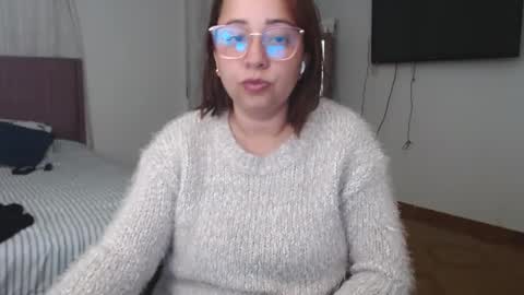 Snapshot of lumi_84 chatting on January 2025 03:30:02 AM LUMI online show from January 2025 03:30:02 AM