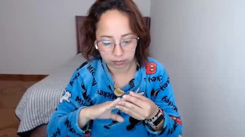 Snapshot of lumi_84 chatting on February 2025 12:08:01 PM LUMI online show from February 2025 12:08:01 PM