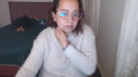 Snapshot of lumi_84 chatting on March 2025 01:06:01 AM LUMI online show from March 2025 01:06:01 AM