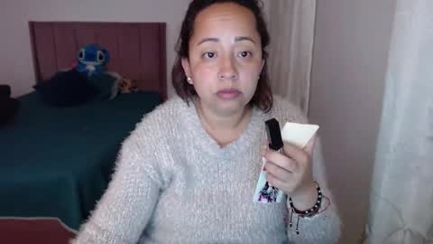 Snapshot of lumi_84 chatting on March 2025 07:49:02 AM LUMI online show from March 2025 07:49:02 AM