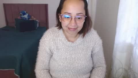 Snapshot of lumi_84 chatting on March 2025 11:14:02 AM LUMI online show from March 2025 11:14:02 AM