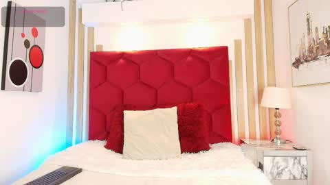 Lumier  online show from April 2026 08:02:01 PM