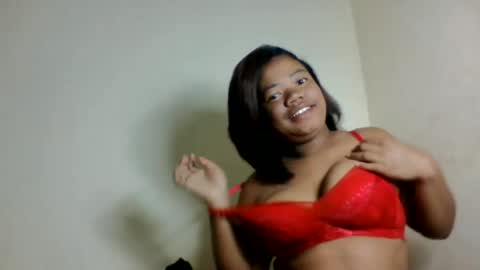 Snapshot of lumira_belle chatting on July 2026 04:40:02 AM lumira_belle online show from July 2026 04:40:02 AM