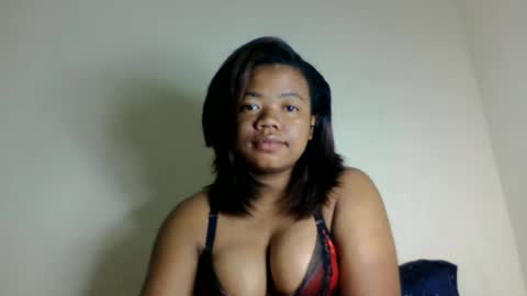 Snapshot of lumira_belle chatting on July 2026 08:33:02 PM lumira_belle online show from July 2026 08:33:02 PM
