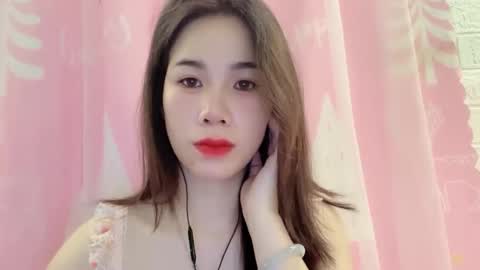 Luna online show from April 2026 07:41:01 PM