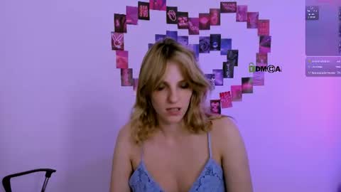 Snapshot of luna_berryy chatting on June 2026 02:24:02 AM luna_berryy online show from June 2026 02:24:02 AM