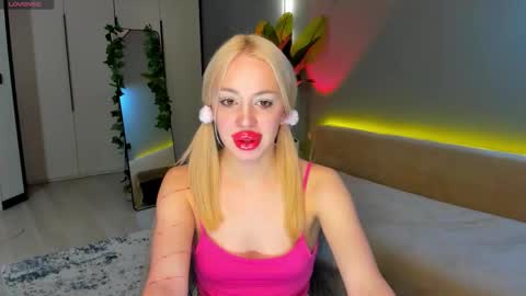 luna_beverly online show from March 2026 09:29:01 PM