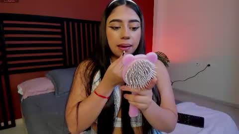 luna_cute14 online show from July 2026 07:40:01 PM