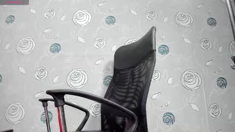 Luna Eva online show from March 2026 02:35:02 PM