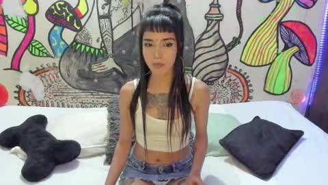 luna_gc online show from February 2025 07:19:02 PM