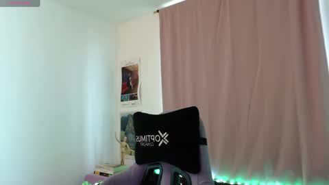 Luna Gomez online show from September 2025 12:51:01 PM