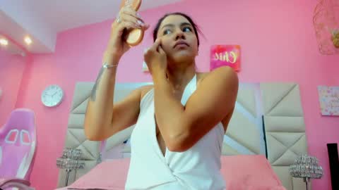 luna_hix online show from April 2026 03:24:02 AM