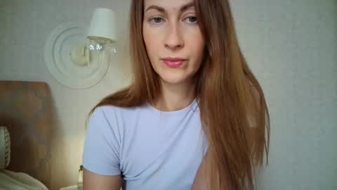 luna_hoti online show from September 2025 06:50:02 AM