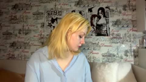 Luna online show from April 2026 08:46:01 PM