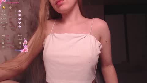 Luna online show from November 2025 10:37:01 AM