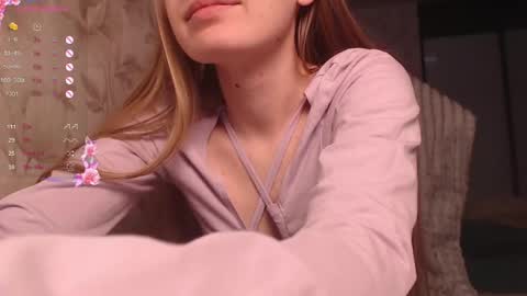 Snapshot of luna_loveisgood chatting on March 2026 10:23:02 AM Luna online show from March 2026 10:23:02 AM