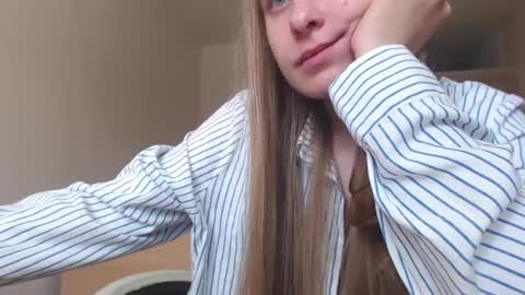 Snapshot of luna_loveisgood chatting on June 2026 07:07:01 AM Luna online show from June 2026 07:07:01 AM