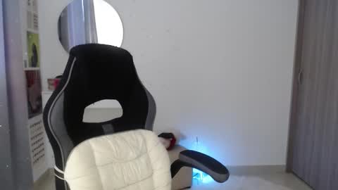 Snapshot of luna_mails chatting on October 2025 07:45:02 PM Luna online show from October 2025 07:45:02 PM