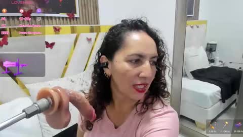 luna_naughty1 online show from March 2026 10:38:01 PM