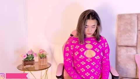   online show from November 2025 08:27:02 PM