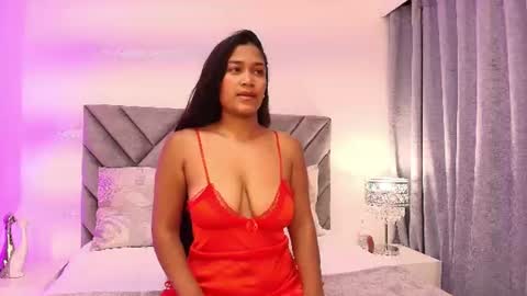 luna_queen7 online show from July 2026 11:19:01 AM