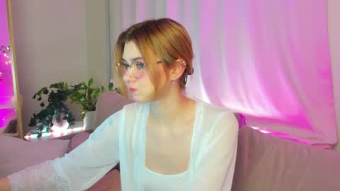 Luna online show from March 2026 11:11:02 AM