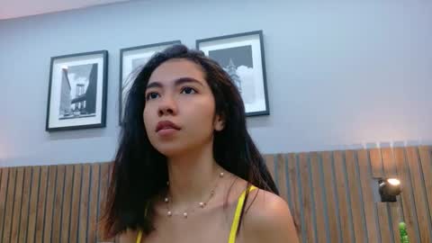 LUNA  online show from December 2025 02:14:02 PM