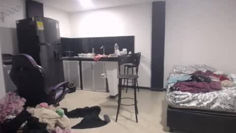 Luna online show from March 2025 03:45:02 PM