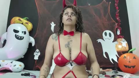 Snapshot of luna_smit_ chatting on October 2025 08:38:01 PM Luna online show from October 2025 08:38:01 PM