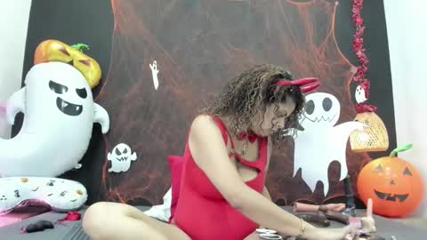 Snapshot of luna_smit_ chatting on October 2025 08:20:01 PM Luna online show from October 2025 08:20:01 PM