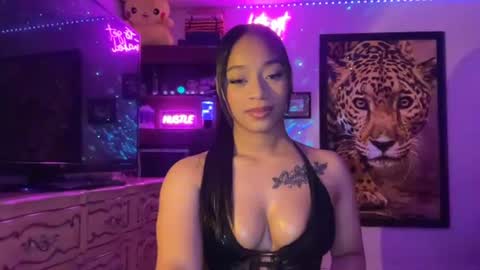 Snapshot of lunaa_11 chatting on June 2026 06:12:02 AM lunaa_11 online show from June 2026 06:12:02 AM