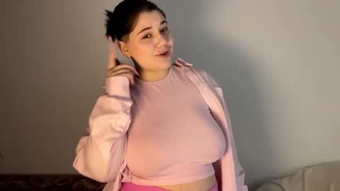 Luna online show from March 2026 08:32:02 AM