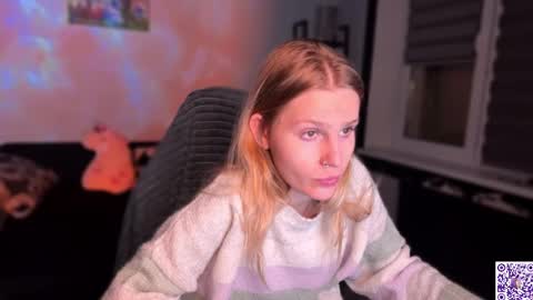 Snapshot of lunacyy chatting on November 2025 07:08:02 PM Britney online show from November 2025 07:08:02 PM