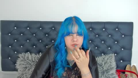 Snapshot of lunaflirt chatting on December 2025 12:31:02 PM Luna online show from December 2025 12:31:02 PM